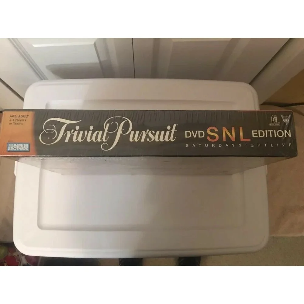 NEW Trivial Pursuit Saturday Night Live SNL Edition 30 Seasons DVD‎ Board Game